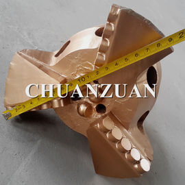 การเจาะสูง 190 มม. PDC Rock Drill Bit 60 - 350 RPM ความเร็วพร้อมใบมีดแบบอสมมาตร