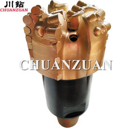เหล็กกล้าโครงสร้าง Polycrystalline Diamond Drill Bits ขนาด 165 มม. 6 1/2 นิ้วพร้อมเครื่องตัดกลาง